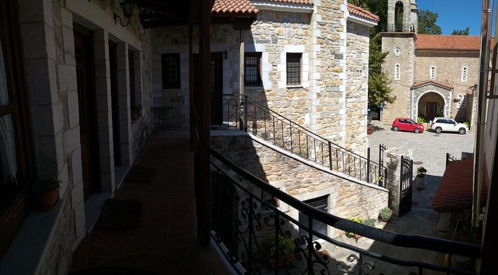 ホテル Ξενωνασ Σελινουντα Kosmás エクステリア 写真