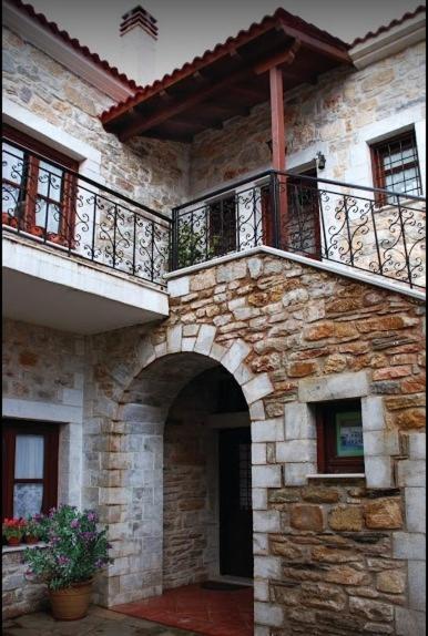 ホテル Ξενωνασ Σελινουντα Kosmás エクステリア 写真